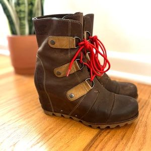 Sorel Joan of Arctic wedge boot